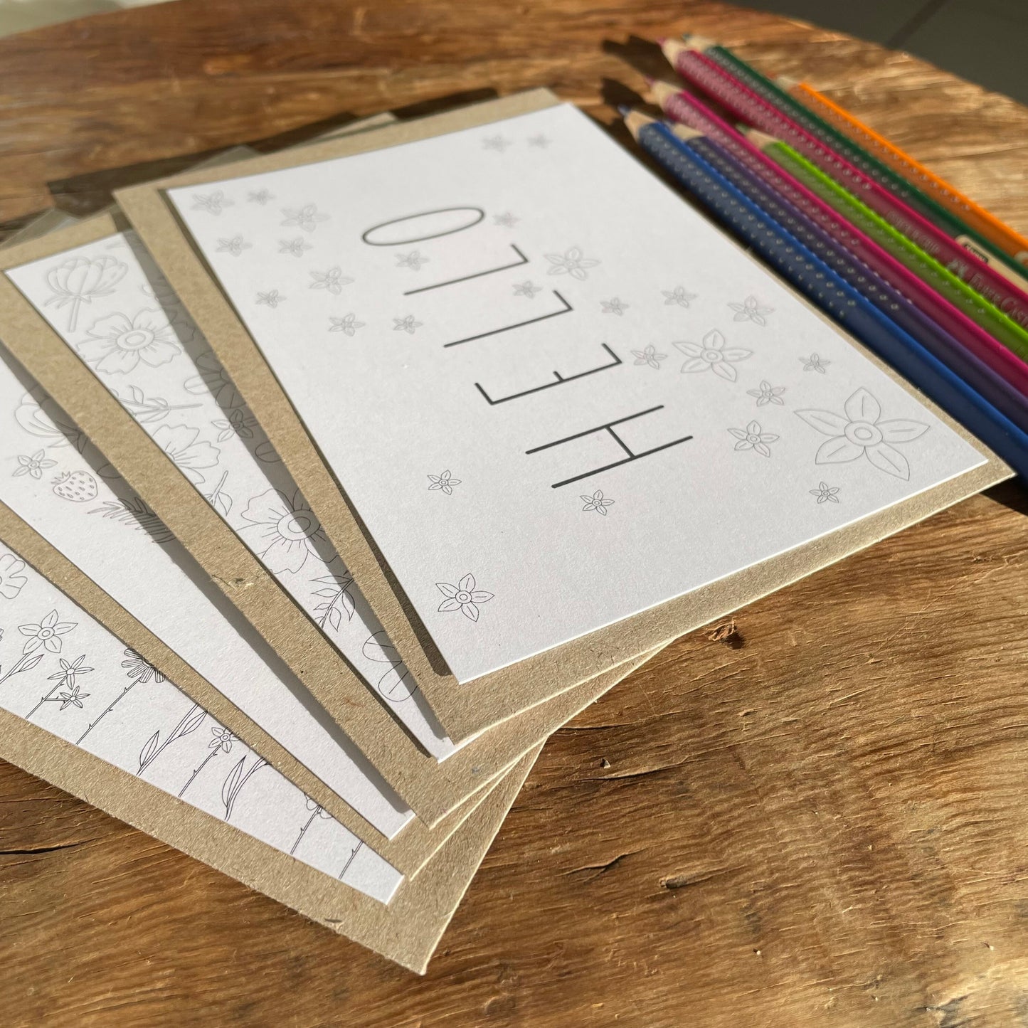 Colour in Cards + Tags ( 4 of each )